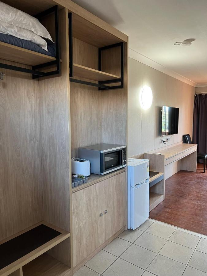Central Jetty Motel Зе-Энтранс Экстерьер фото