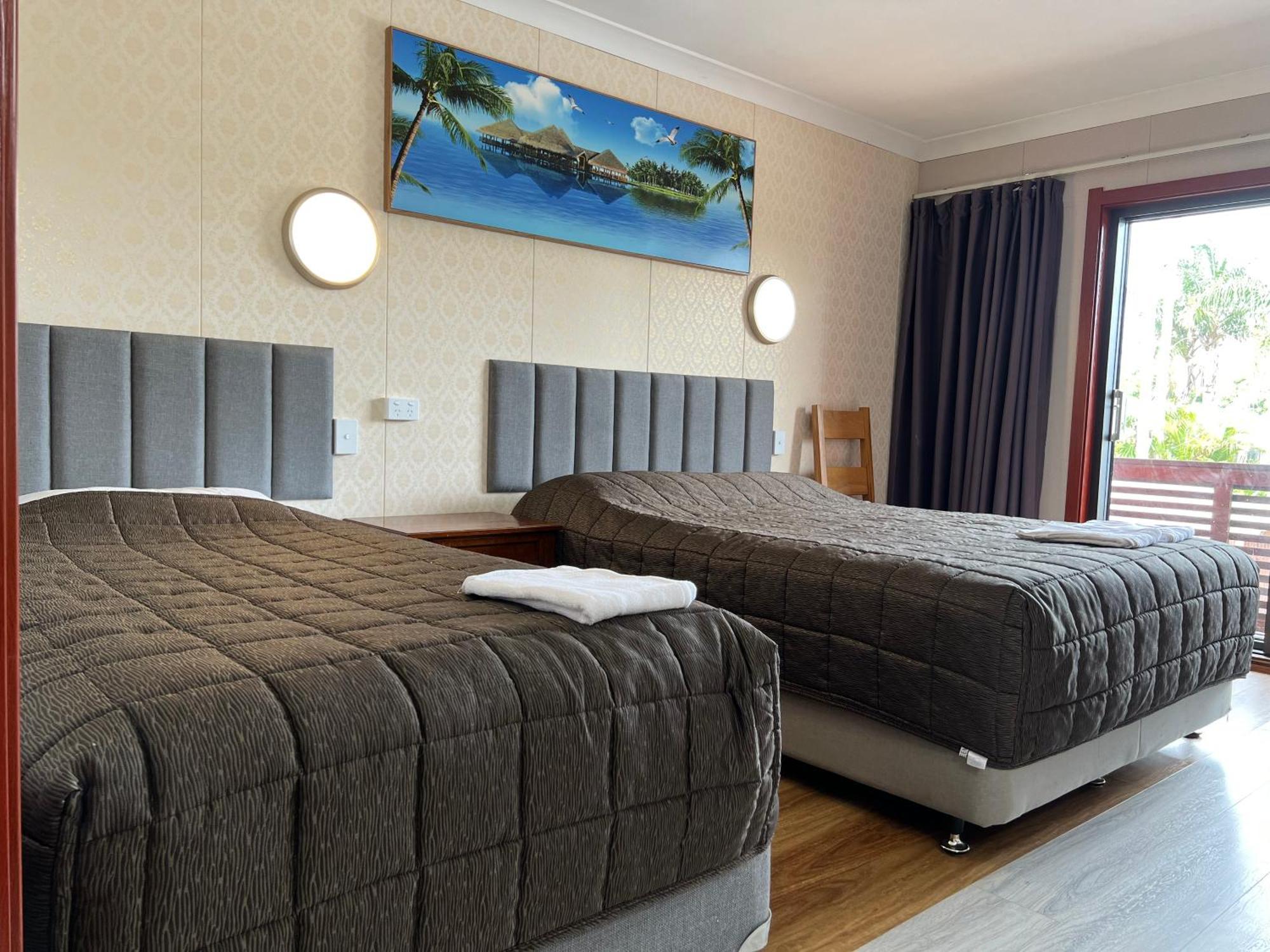 Central Jetty Motel Зе-Энтранс Экстерьер фото